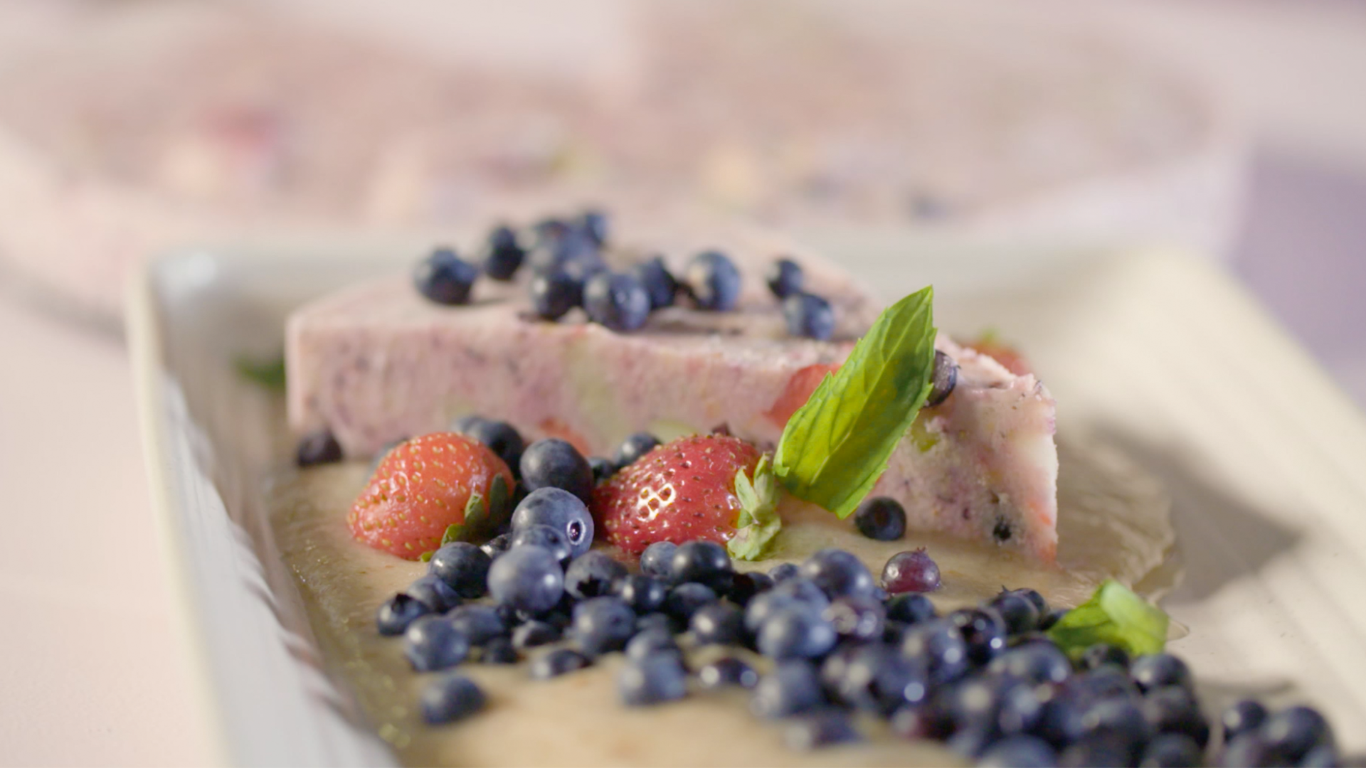 Gateau_glace_aux_petits_fruits_recette_anti_gaspillage_alimentaire_a_vos_frigos
