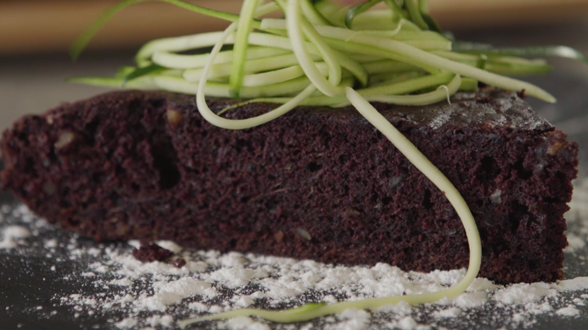 1920_1080_paques_gateau_courgette__chocolat_a_vos_frigos
